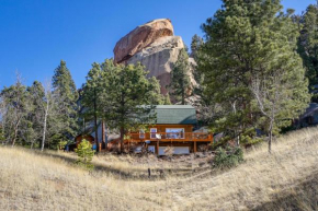Dragons Roost Cabin with Sangre de Cristo Views!